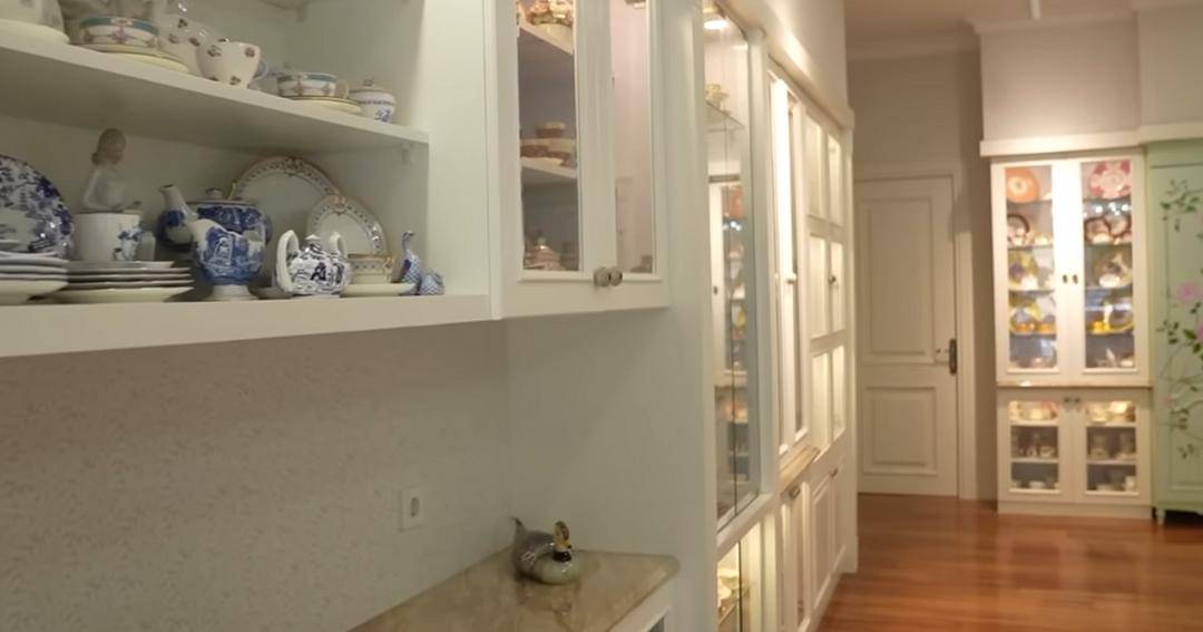 Youtube.com/NATHALIE HOLSCHER